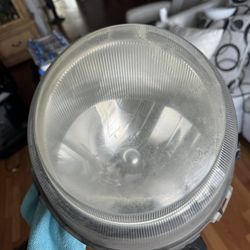 Restauración De Focos De Carros/ Headlight Restoration 