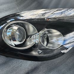 Porsche Cayman Right Passenger Side Xenon Headlight Luz Derecha Pasajero OEM 2013 2014 2015 2016