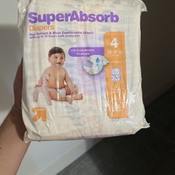 Size 4 . Up&up Diapers 