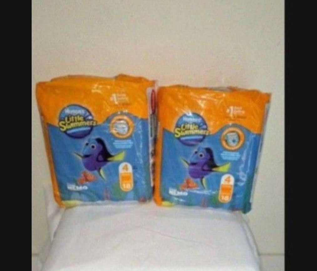 Huggies Little Swimmers Finding Nemo-Size 4 -36 Swim Diapers