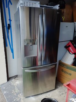 Rare LG 30-in wide stainless  fridge brand new OEM control boardworks perfect with warranty