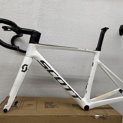 Scott Addict RC Disc Carbon Frame Set Road Bike 