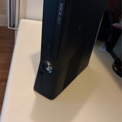 Xbox 360 Game Console 