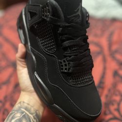 Retro 4 Black Cat Size 10
