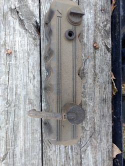 Valve cover for a 4 cylinder Jeep engine $50