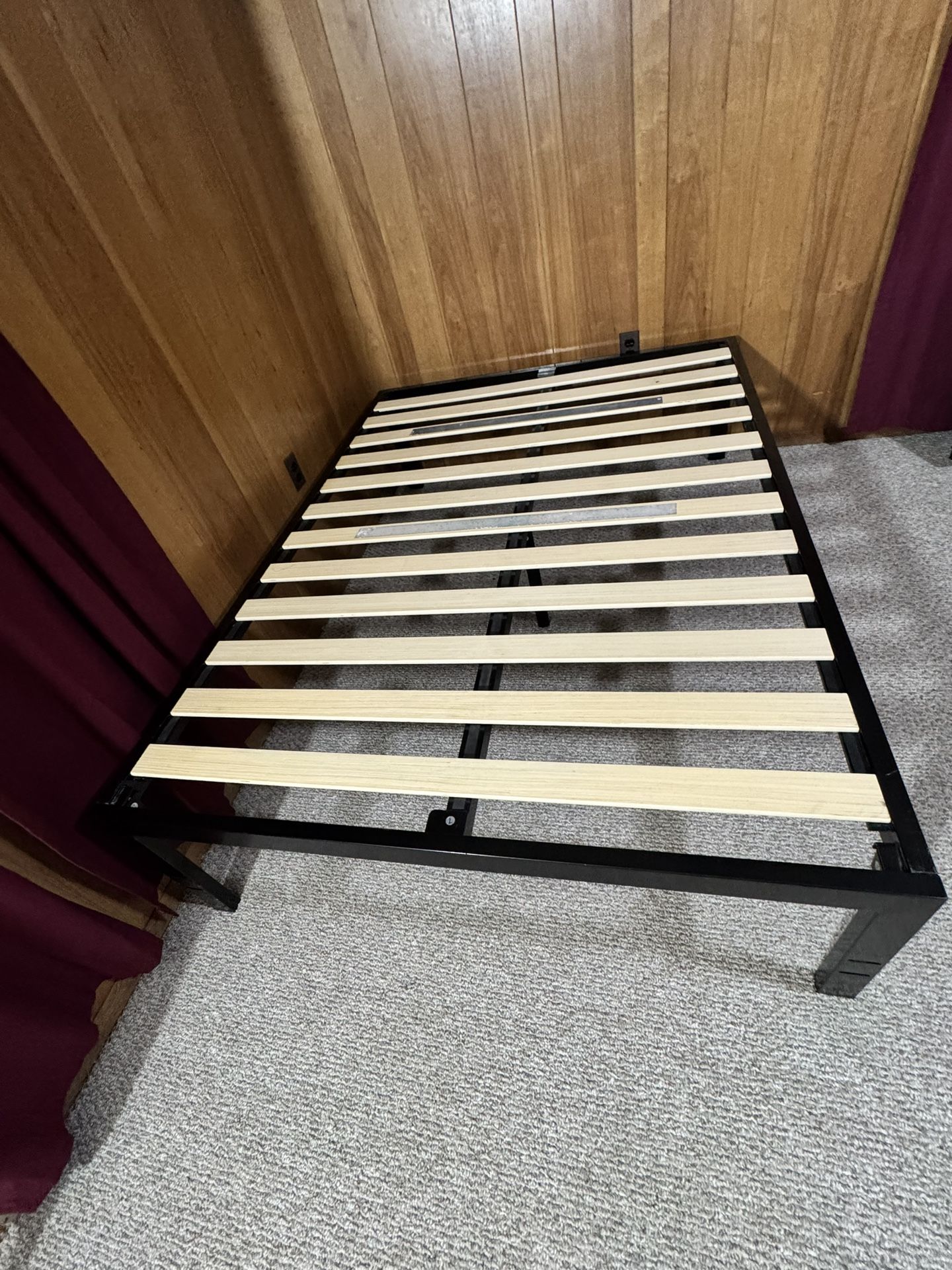 Zinus full size bed frame