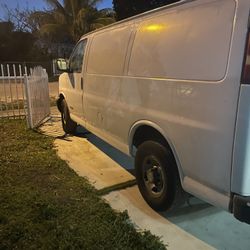 2005 Chevy Express 2500 Van Set Up Carwash Or Pressure Cleaning 