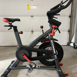 Schwinn IC4 Indoor Bike