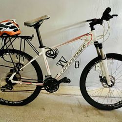 Connondale Mountain Bike With Helmet 