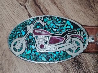Honda belt buckle with leather fits up to size 38