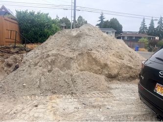 FREE Fill Dirt with Loader