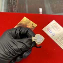 10k Gold Ring With Diamonds 