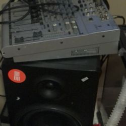 Behringer Eurrack Ub1002 Mixer