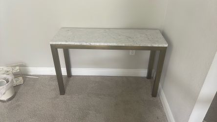 Modern Marble-Top Console Table with Gold Metal Frame