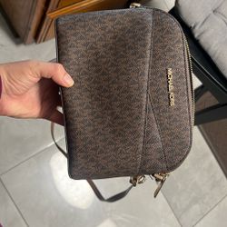 Michael Kors Crossbody