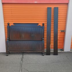 Wood Queen Bed Frame 25$