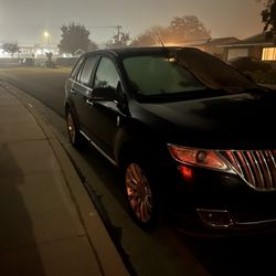 Clean Tile 2013 Lincoln MKX (only as Trade Equal Value)