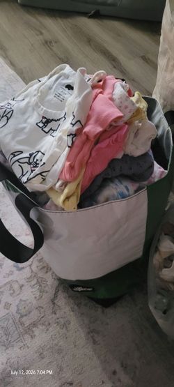 Baby girl clothes 0-3 months