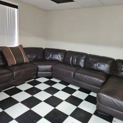 Leather Sectional Couch 