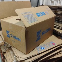 Moving boxes $1.00 Per Box