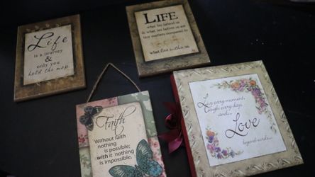 Beautiful Photo Album + Canvas Art Wall Decor 