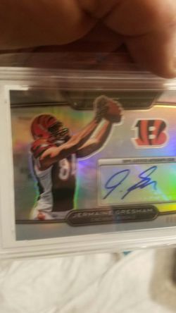 Jermaine Gresham rookie auto refractor...mint 9...30 bucks