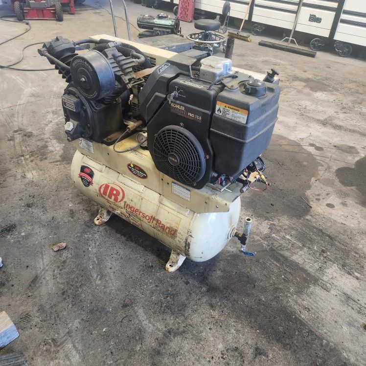 Gas Air Compressor 30 Gallons