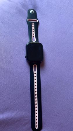 Apple Watch Series 5 Xl Screen Barely Used