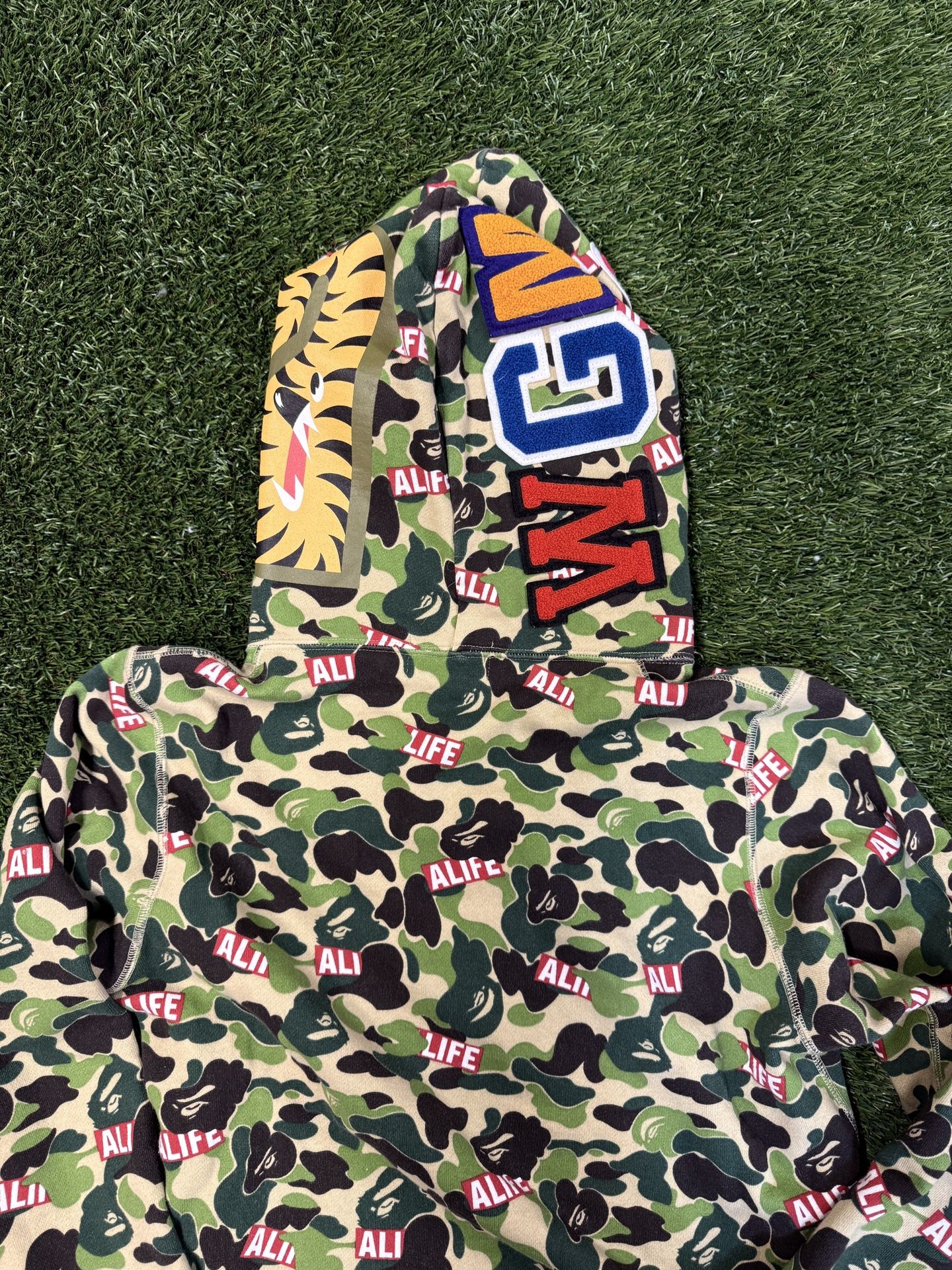 BAPE X ALIFFE HOODIE