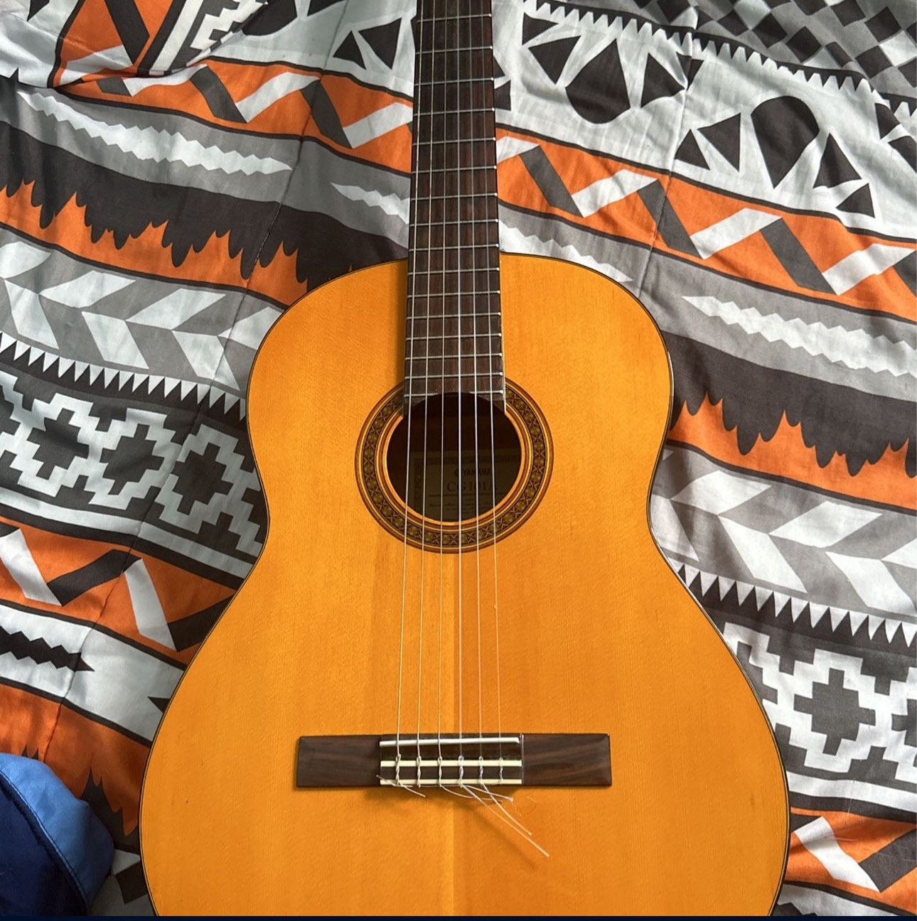 Yamaha Acoustic Guitar