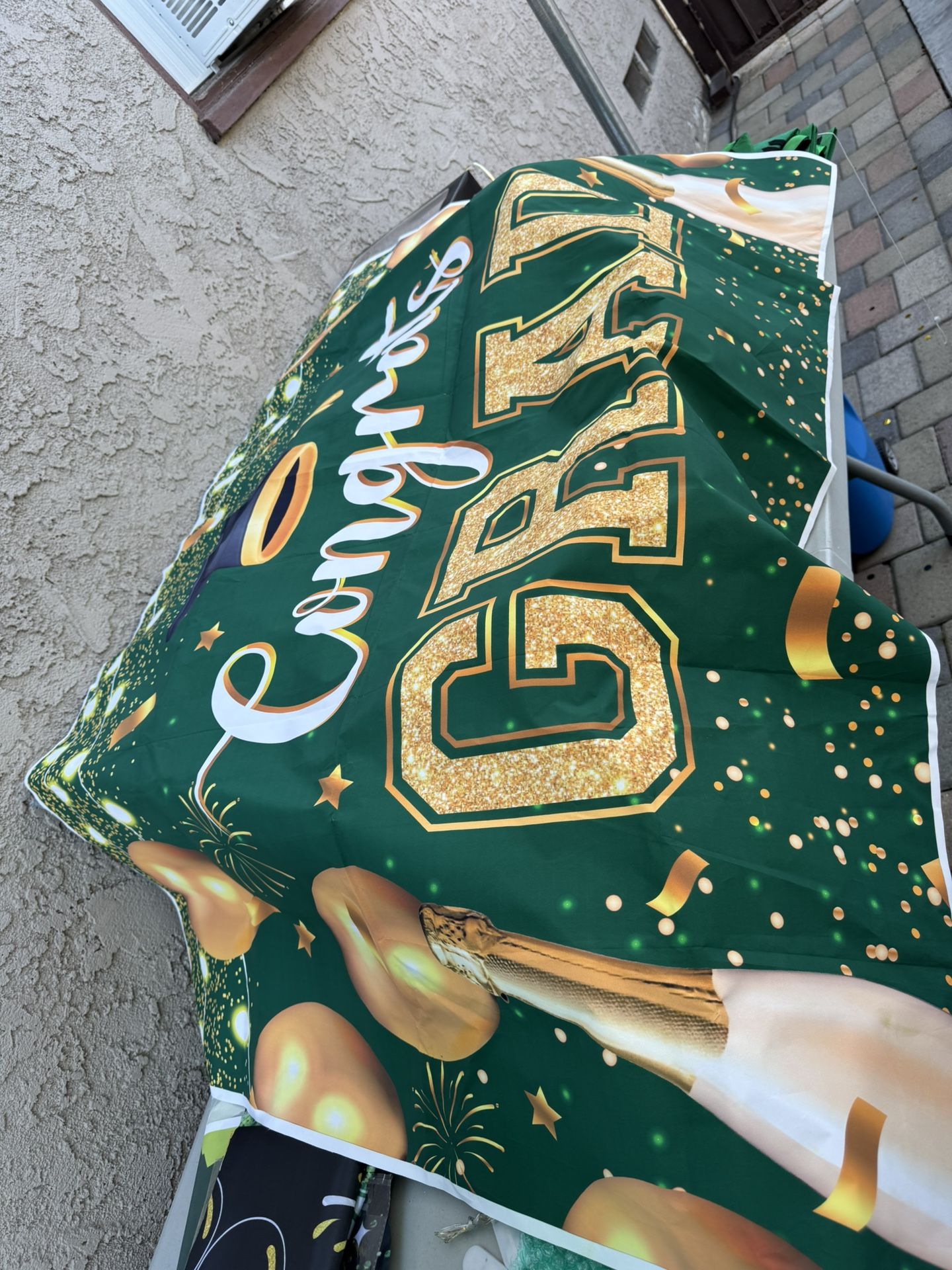 Green Color Graduation Decor