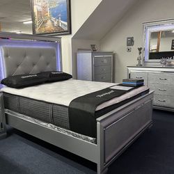 Queen Silver Bedroom Set ( Bed Frame, Dresser, Mirror And One Nightstand) 