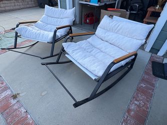 2 Adjustable reclining chairs