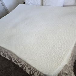 Queen Foam Pad Topper For Mattress! Great Condition! $45