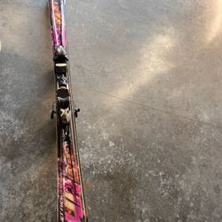 Downhill skis 170s