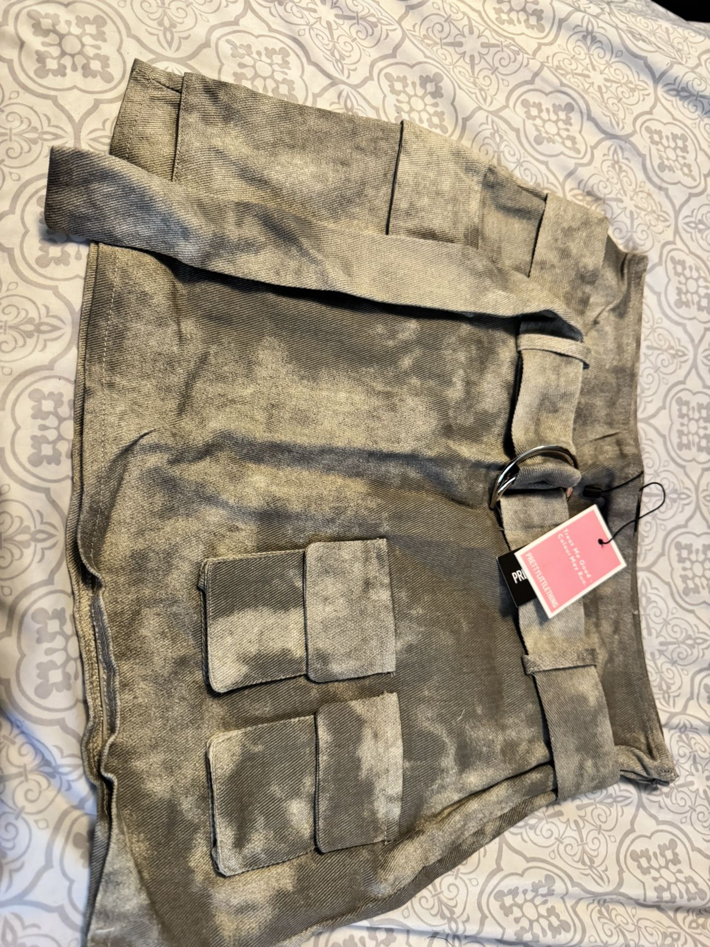 Pretty Little Thing Cargo Mini Skirt