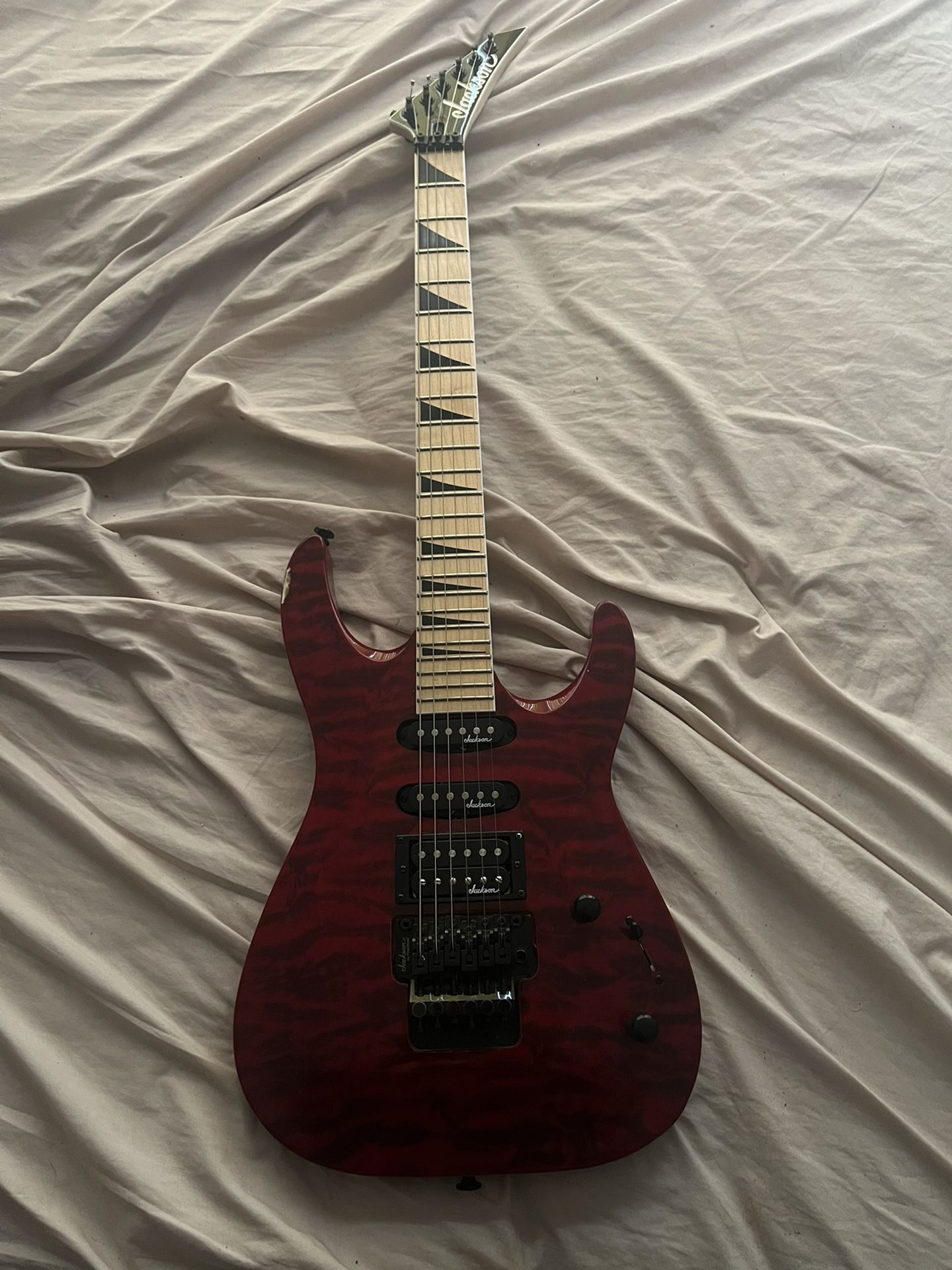 Jackson JS34Q Dinky DKAM Electric Guitar Transparent Red