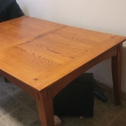 table n chairs