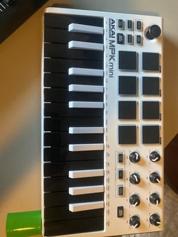 Akai MPK mini