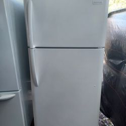 Frigidaire  Refrigerator 