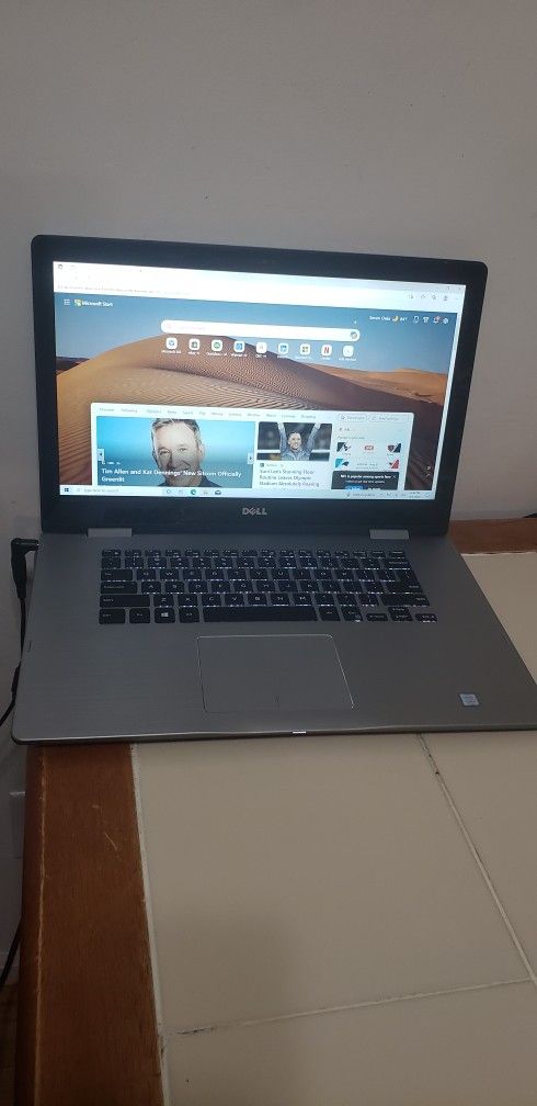 Dell Inspiron 15-7579 2 in1 512 SSD 16 Gig Ram Webcam Touchscreen Backlite KB