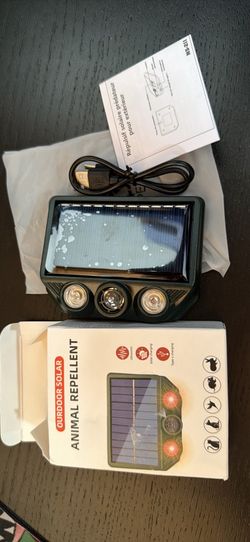 Solar Outdoor Animal Repellent MS-211