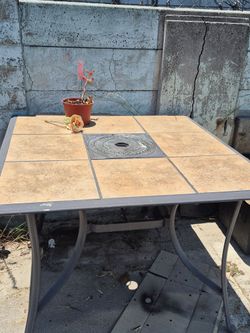 Metal patio table