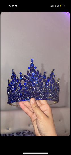 Blue quince crown