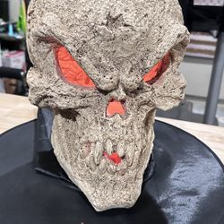 Halloween skull decoration