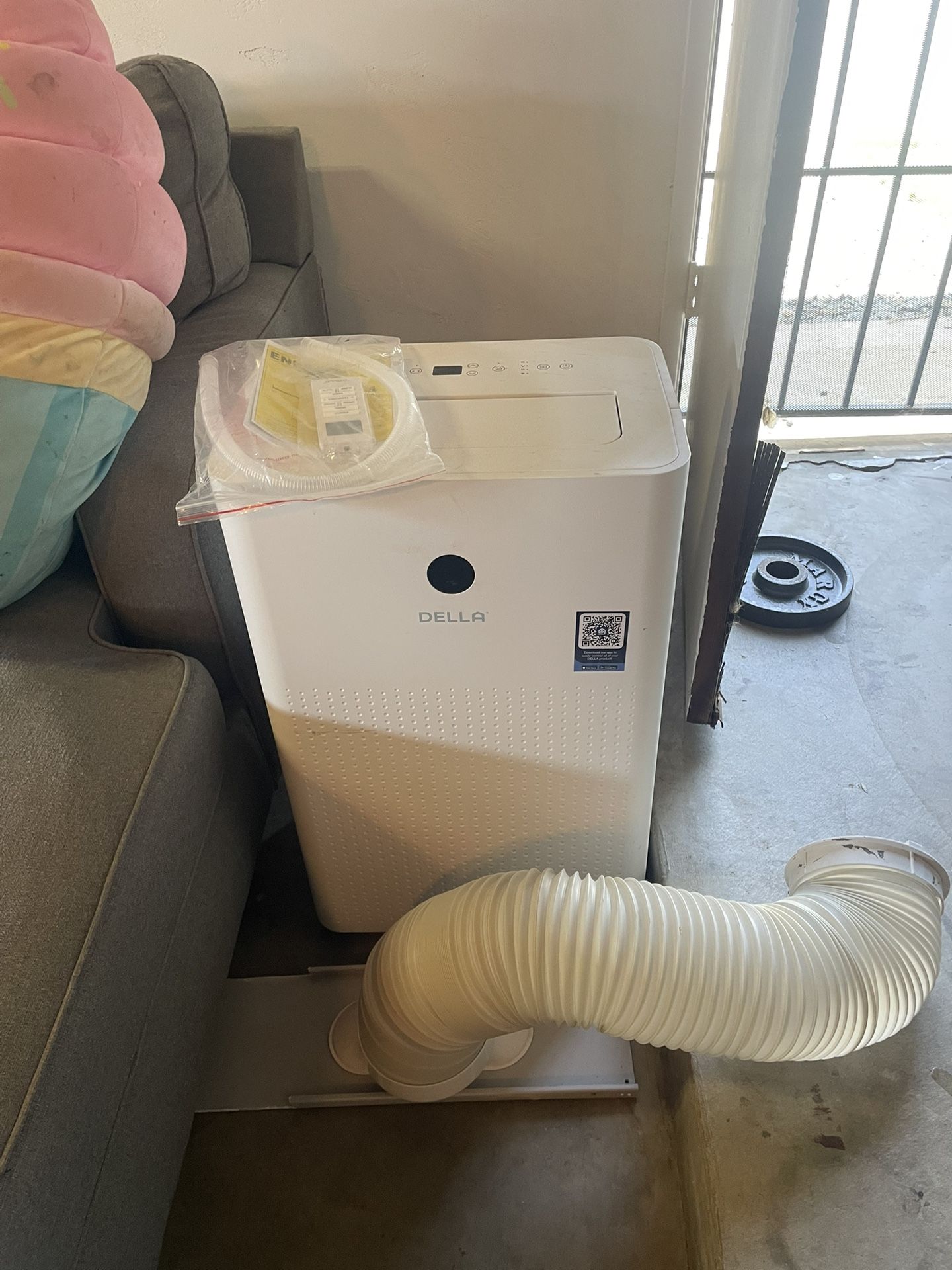 Della Dual AC / heat Unit (two Of Them)