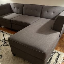 Sectional Couch- Perfect Condition