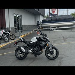 2024 450 CC motorcycle Cfmoto 450nk