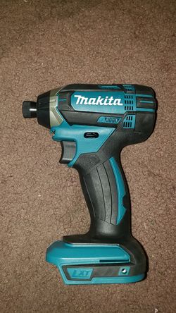 Makita XDT11 18V impact drill