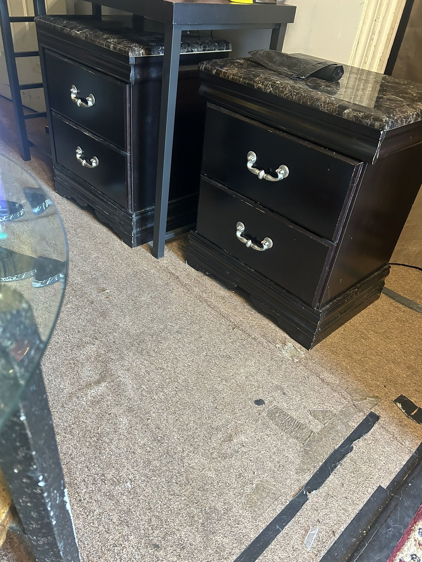 2 Night Stands ( Fayetteville ga